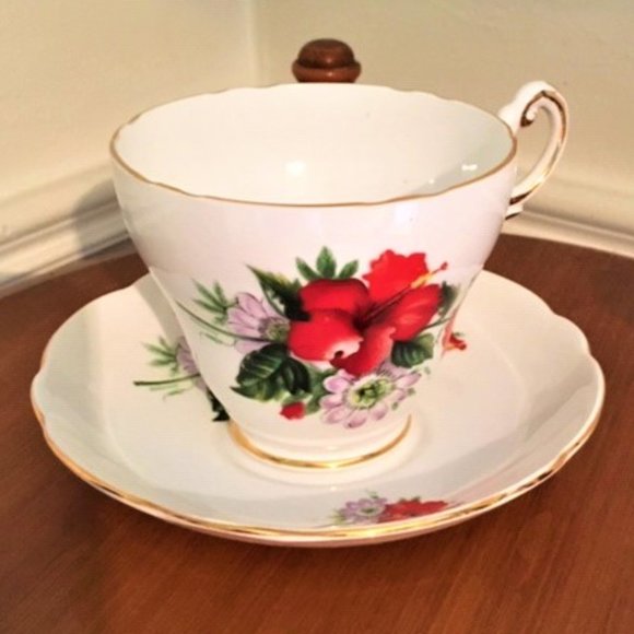 Regency English Bone China Tea Cup & Saucer - Picture 1 of 5